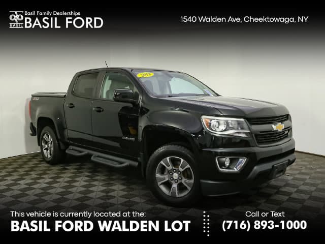 2018 Chevrolet Colorado Base — photo 1 of 33