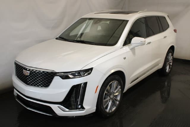 2024 Cadillac XT6 Base — photo 1 of 32