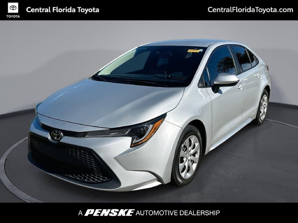 2022 Toyota Corolla LE — photo 1 of 30