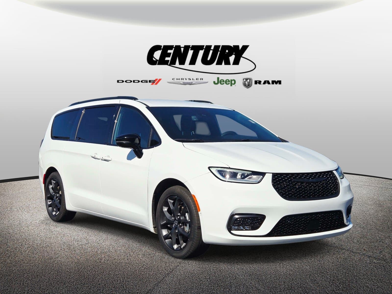 2026 Chrysler Pacifica Select — photo 1 of 42