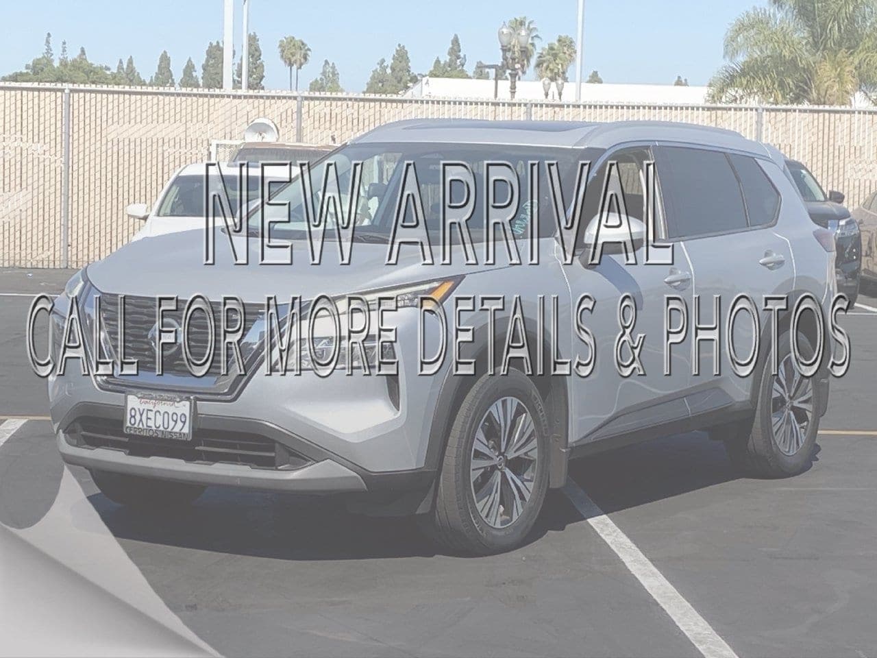 2021 Nissan Rogue SV — photo 1 of 12