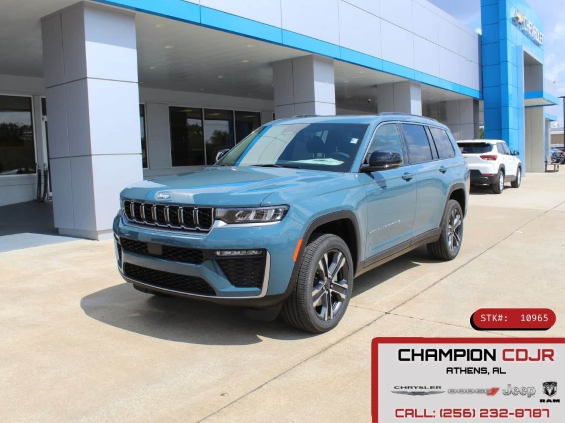 2027 Jeep Grand Cherokee L Limited — photo 1 of 29