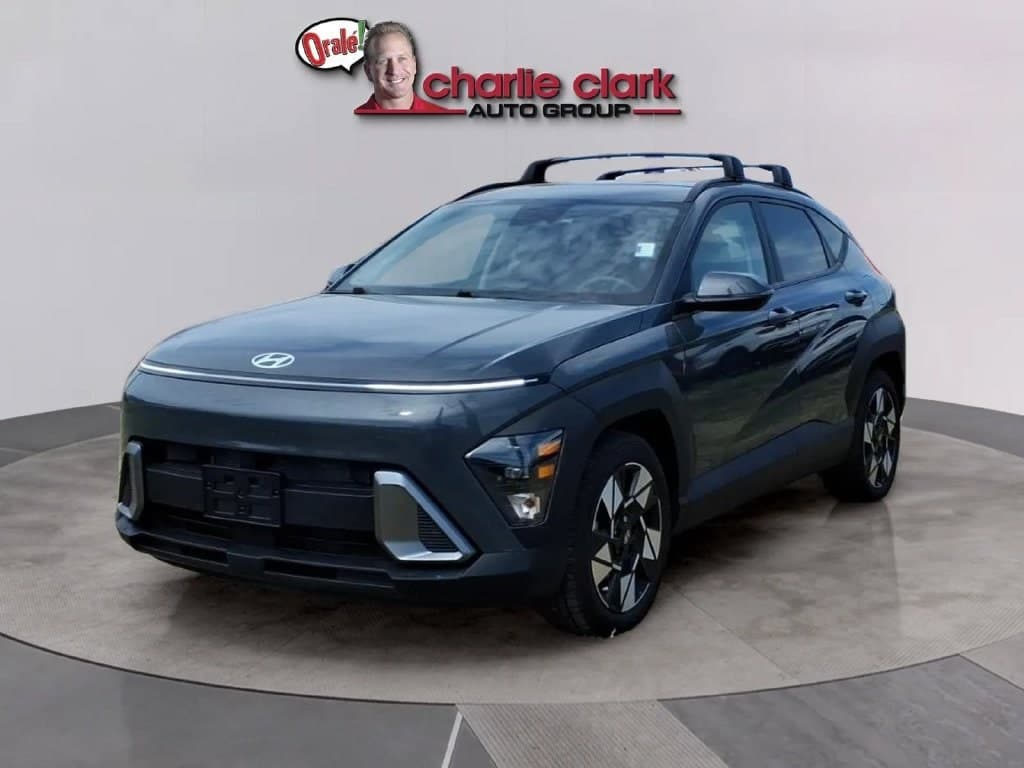2024 Hyundai Kona SEL — photo 1 of 20