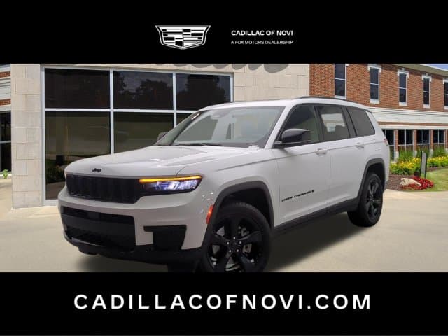 2023 Jeep Grand Cherokee L Altitude — photo 1 of 29