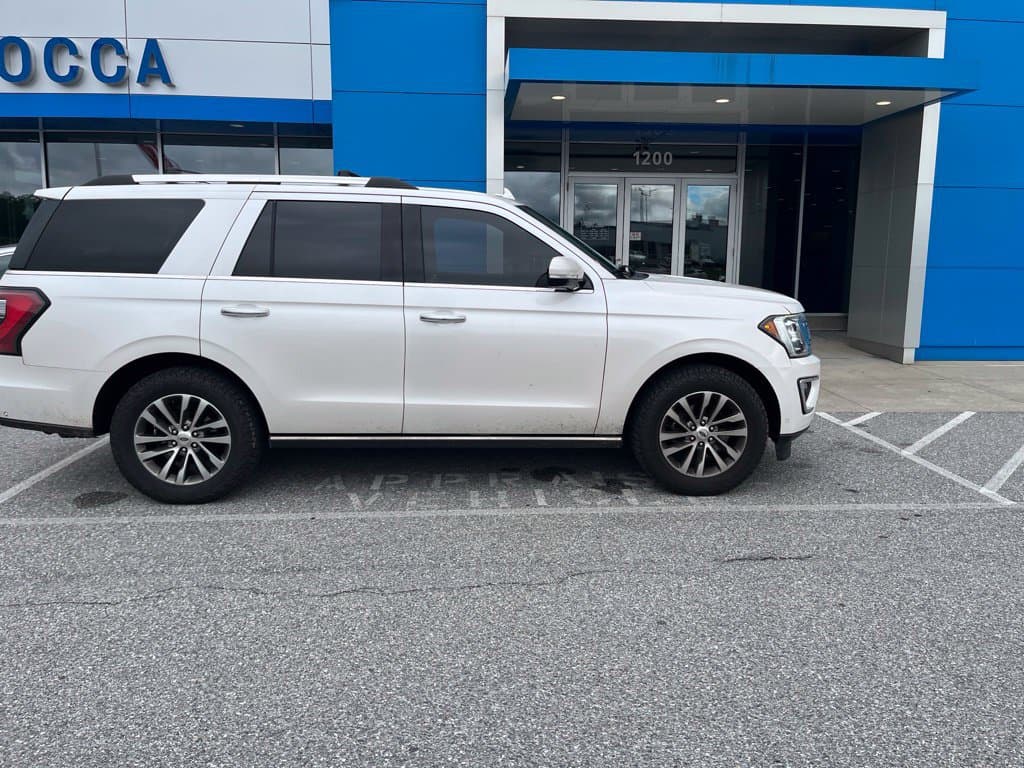 2018 Ford Expedition Limited — photo 1 of 7
