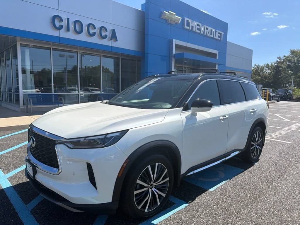 2023 INFINITI QX60 AUTOGRAPH — photo 1 of 31