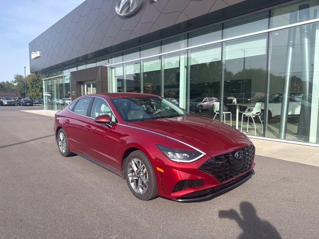 2023 Hyundai Sonata SEL — photo 1 of 15