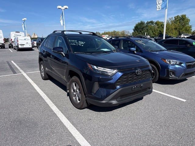 2025 Toyota RAV4 XLE — photo 1 of 15
