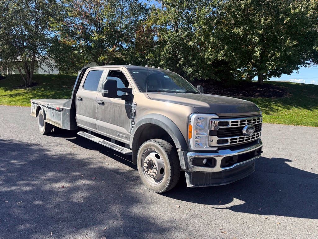 2023 Ford Super Duty F-550 DRW XL — photo 1 of 7