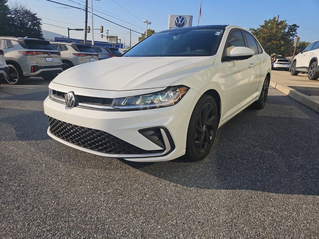 2026 Volkswagen Jetta Base — photo 1 of 12