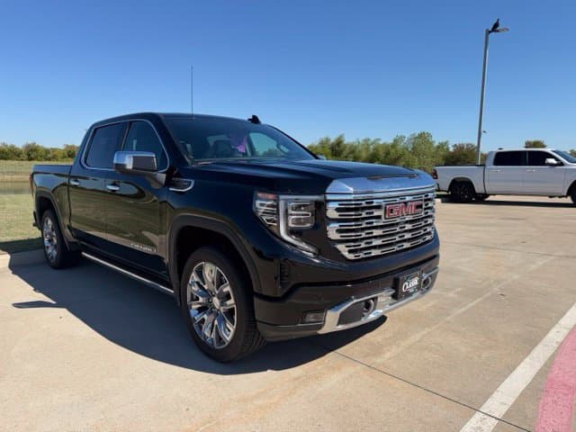 2024 GMC Sierra 1500 Denali — photo 1 of 15