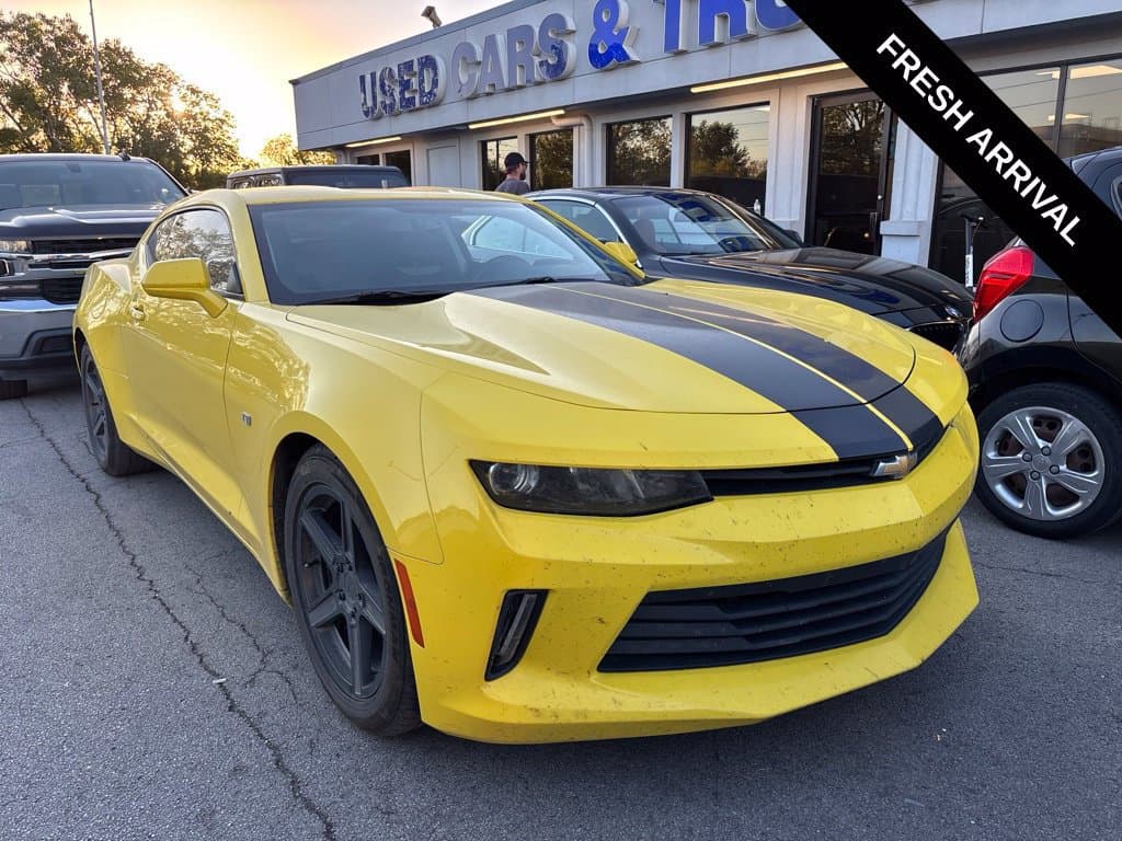 2016 Chevrolet Camaro 1LT — photo 1 of 15