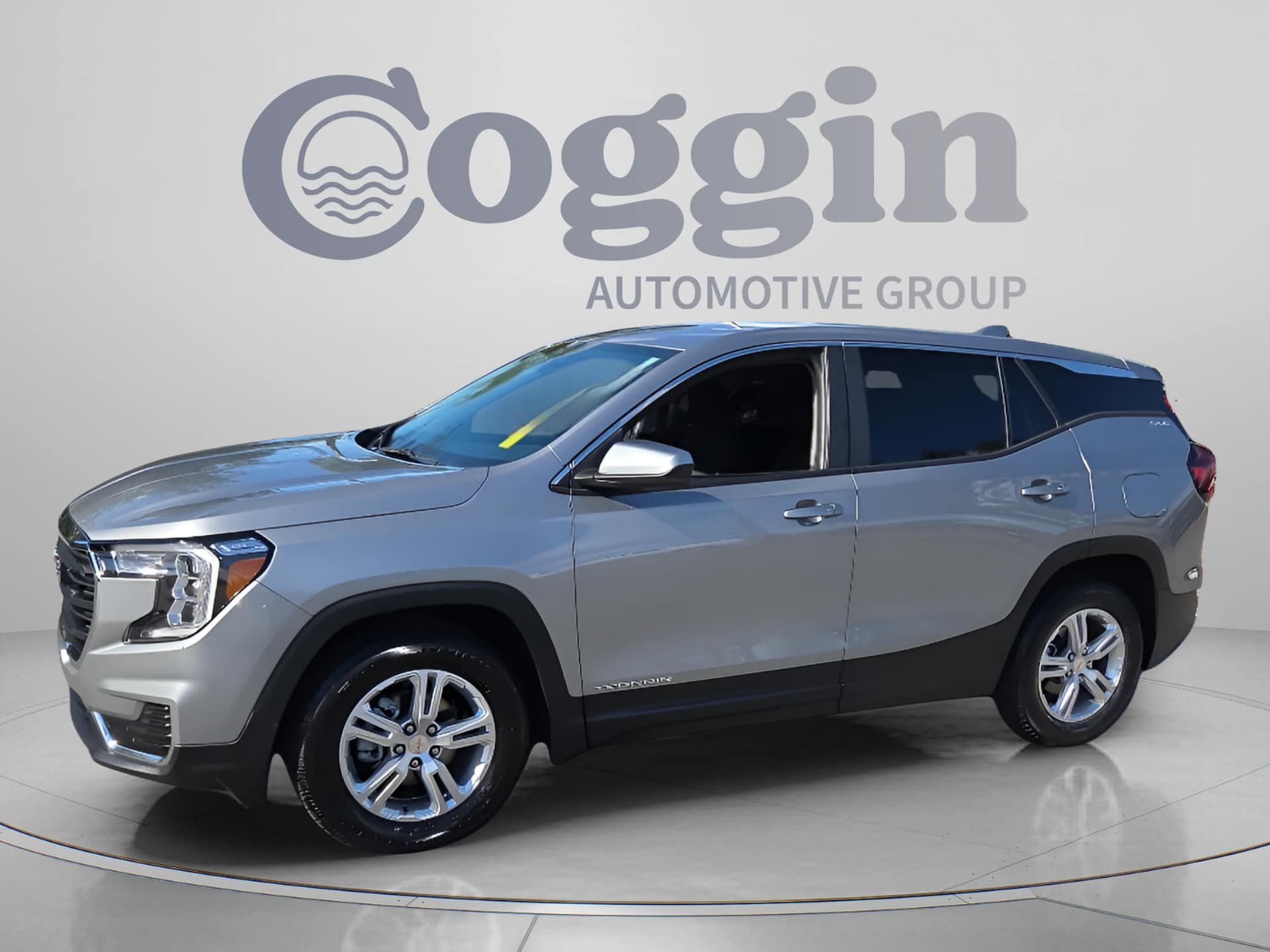 2024 GMC Terrain SLE — photo 1 of 32