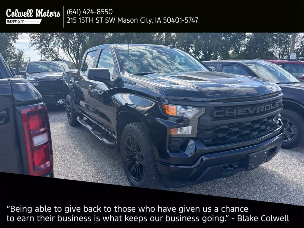 2023 Chevrolet Silverado 1500 Base — photo 1 of 4