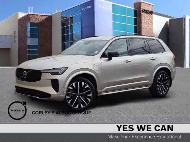 2026 Volvo XC90 Plug-In Hybrid Base — photo 1 of 24