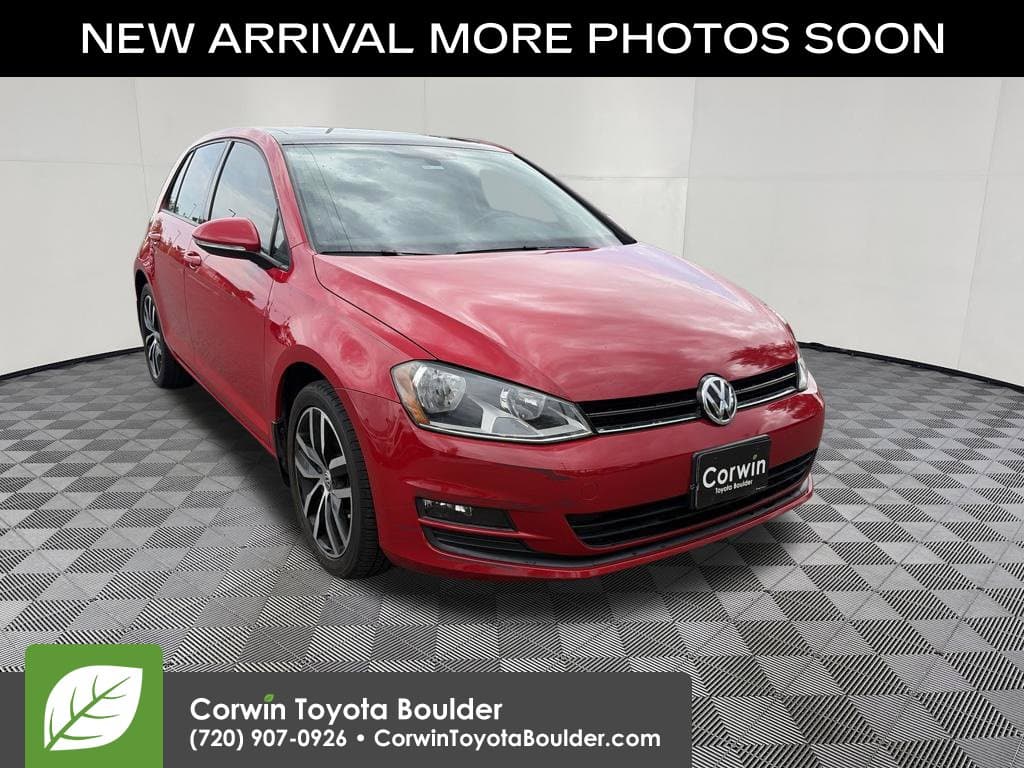 2015 Volkswagen Golf TSI SE — photo 1 of 14
