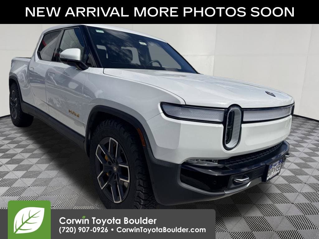 2022 Rivian R1T Launch Edition — photo 1 of 13