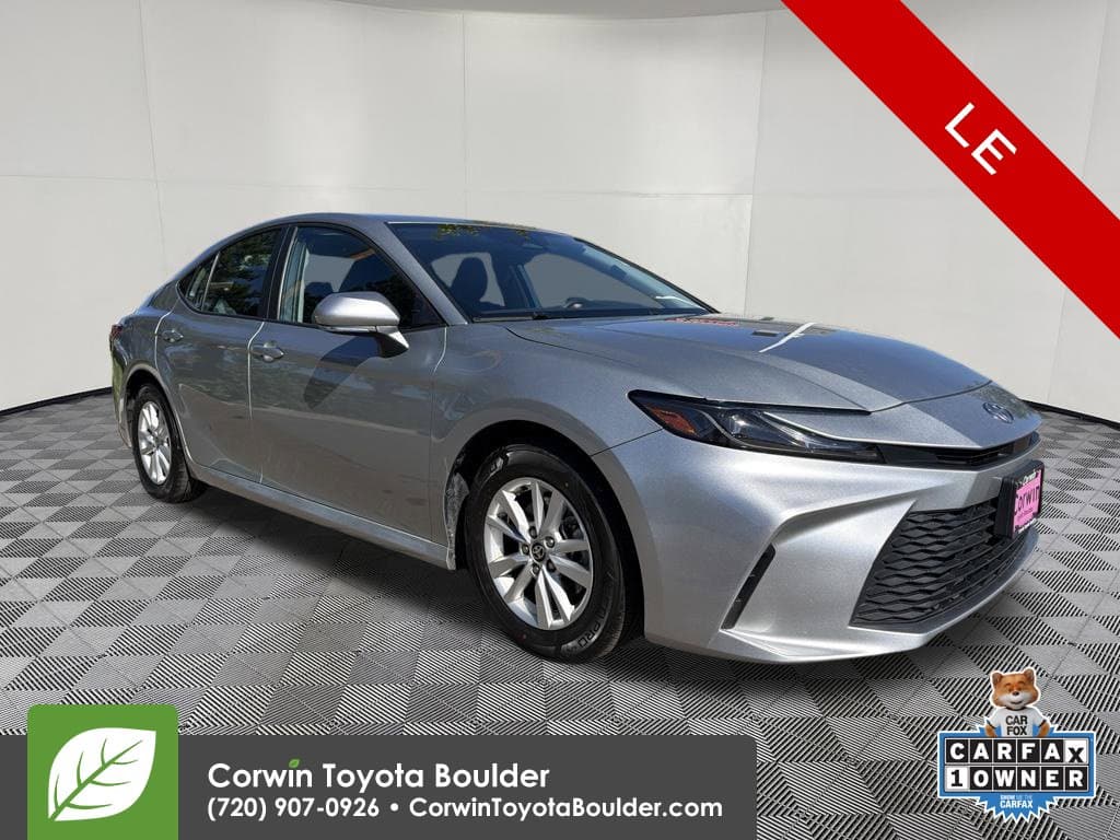 2025 Toyota Camry LE — photo 1 of 35