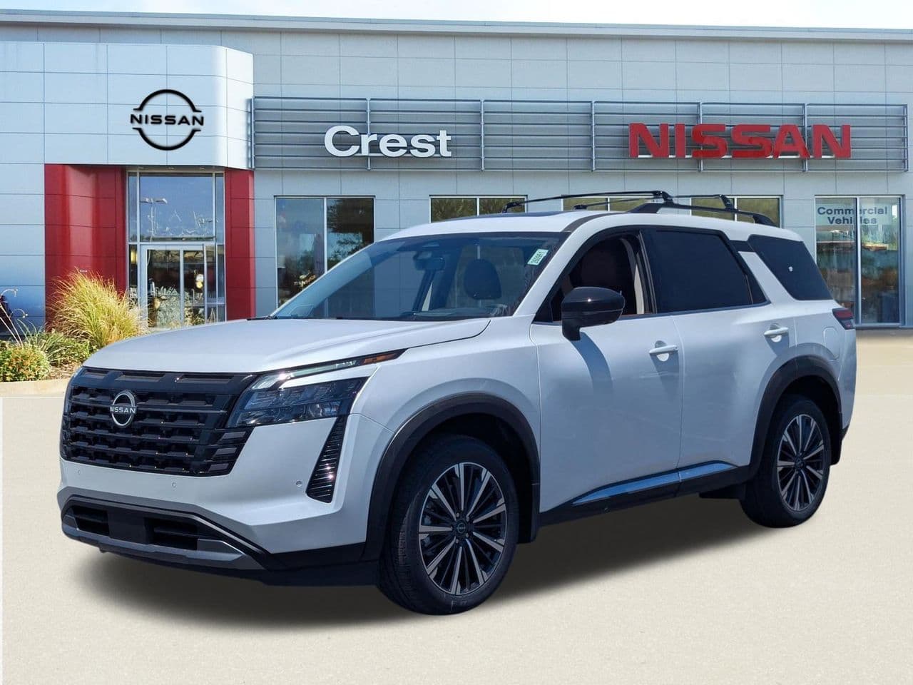 2026 Nissan Pathfinder Platinum — photo 1 of 36
