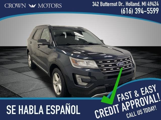 2017 Ford Explorer XLT — photo 1 of 34