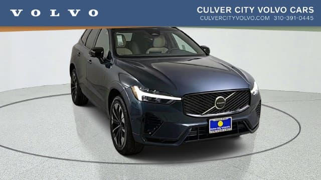 2027 Volvo XC60 Plus — photo 1 of 45