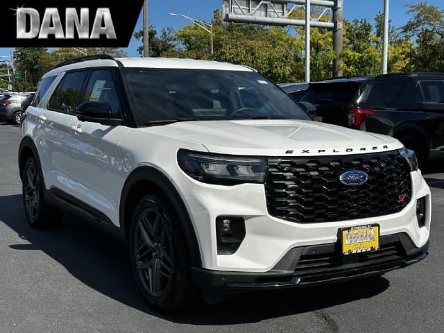 2025 Ford Explorer ST — photo 1 of 49