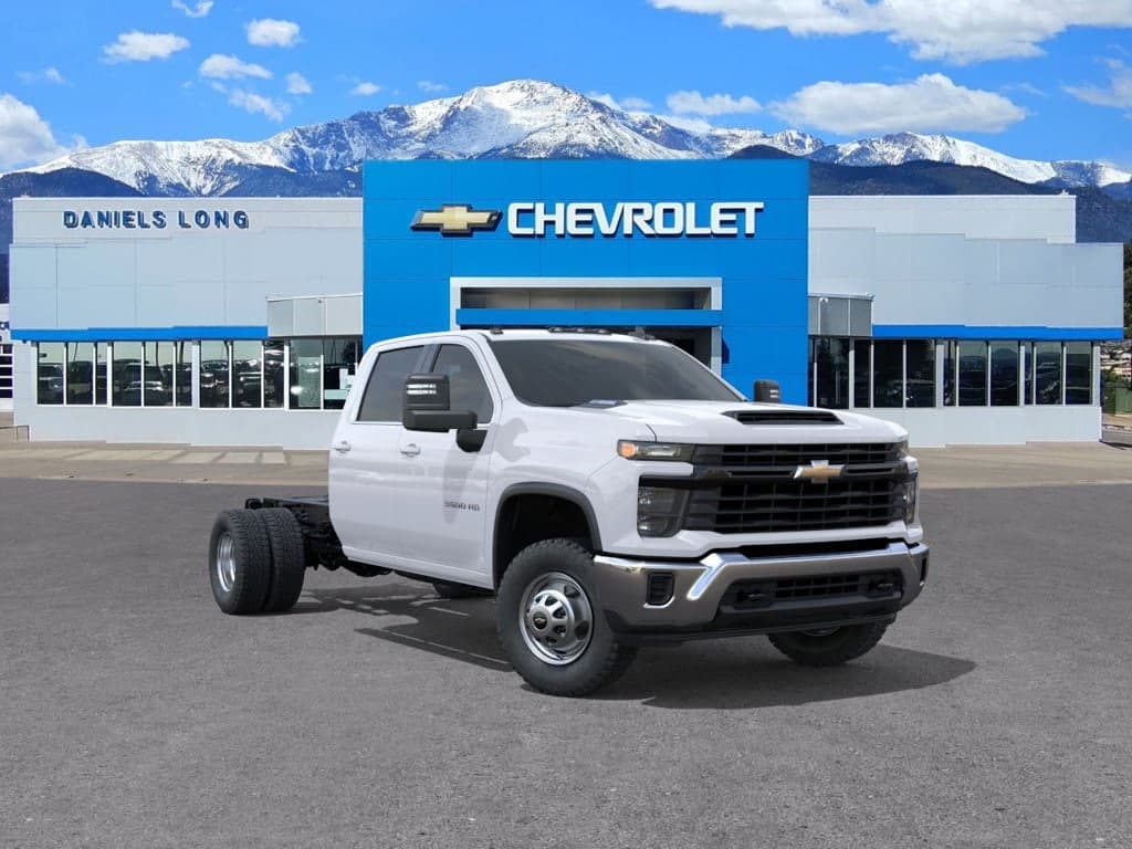 2026 Chevrolet Silverado 3500HD Work Truck — photo 1 of 25