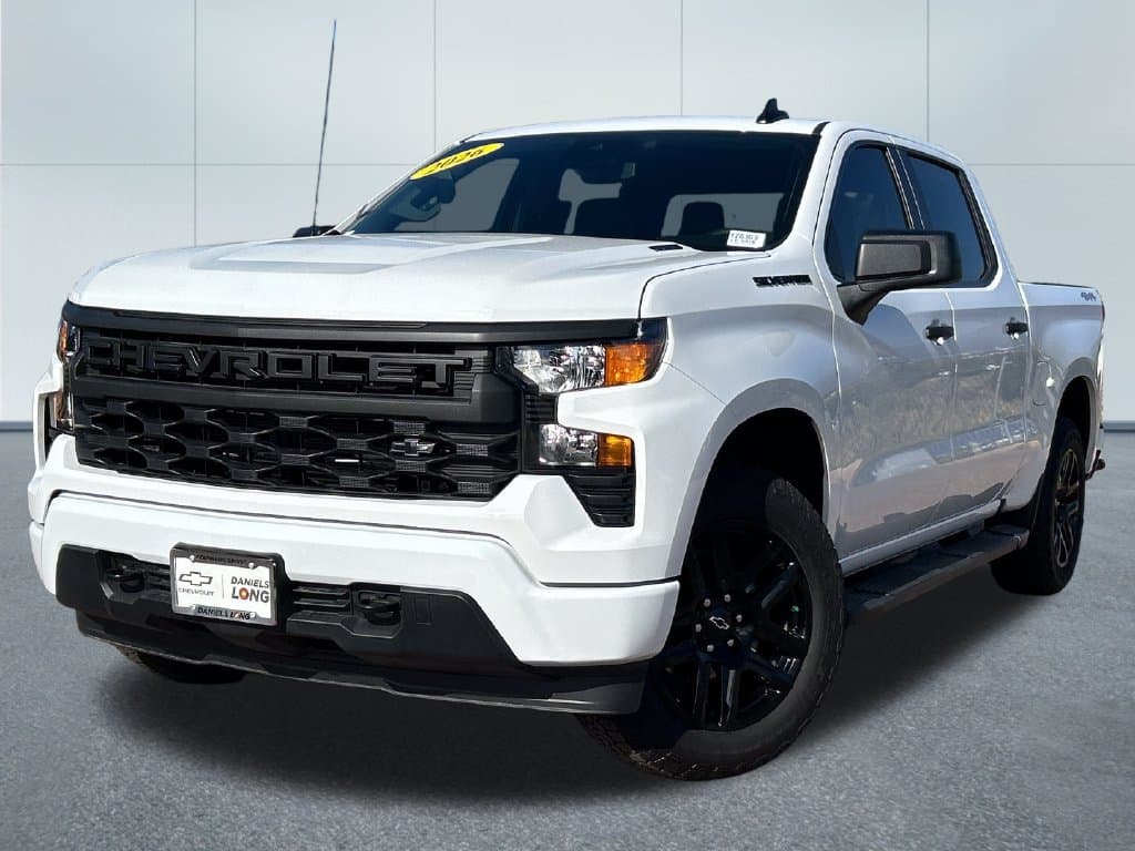 2026 Chevrolet Silverado 1500 Custom — photo 1 of 64