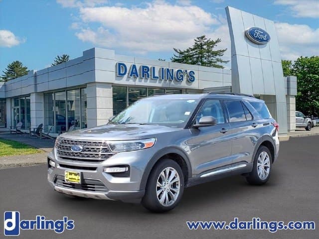 2024 Ford Explorer XLT — photo 1 of 8