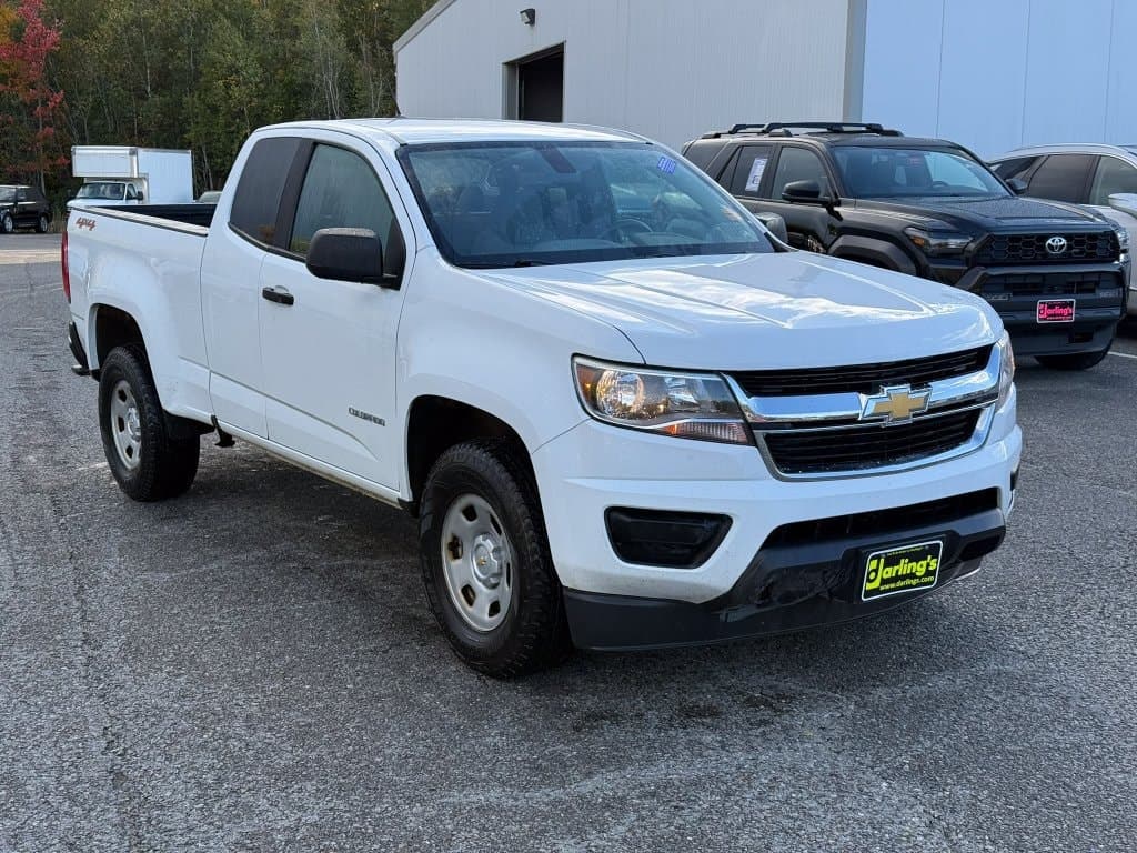 2019 Chevrolet Colorado Base — photo 1 of 10