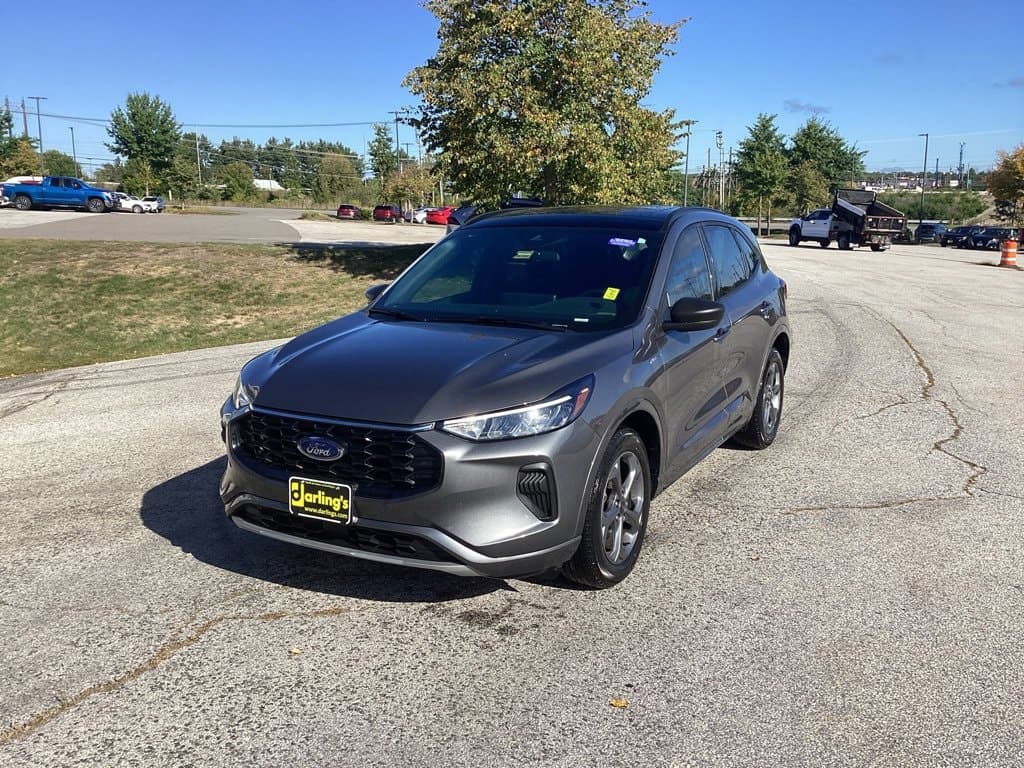2023 Ford Escape ST-Line — photo 1 of 5