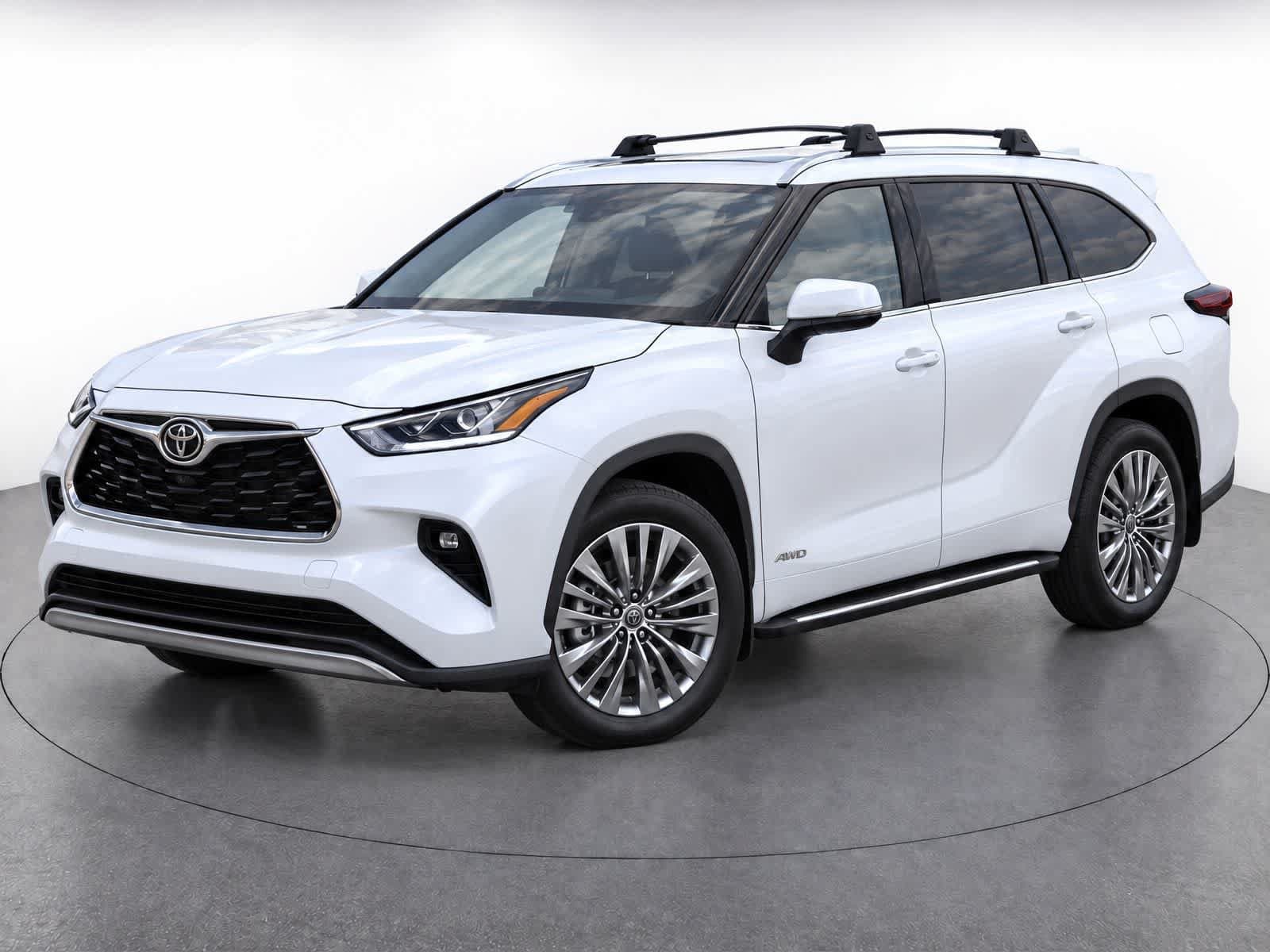 2025 Toyota Highlander Hybrid Platinum — photo 1 of 14