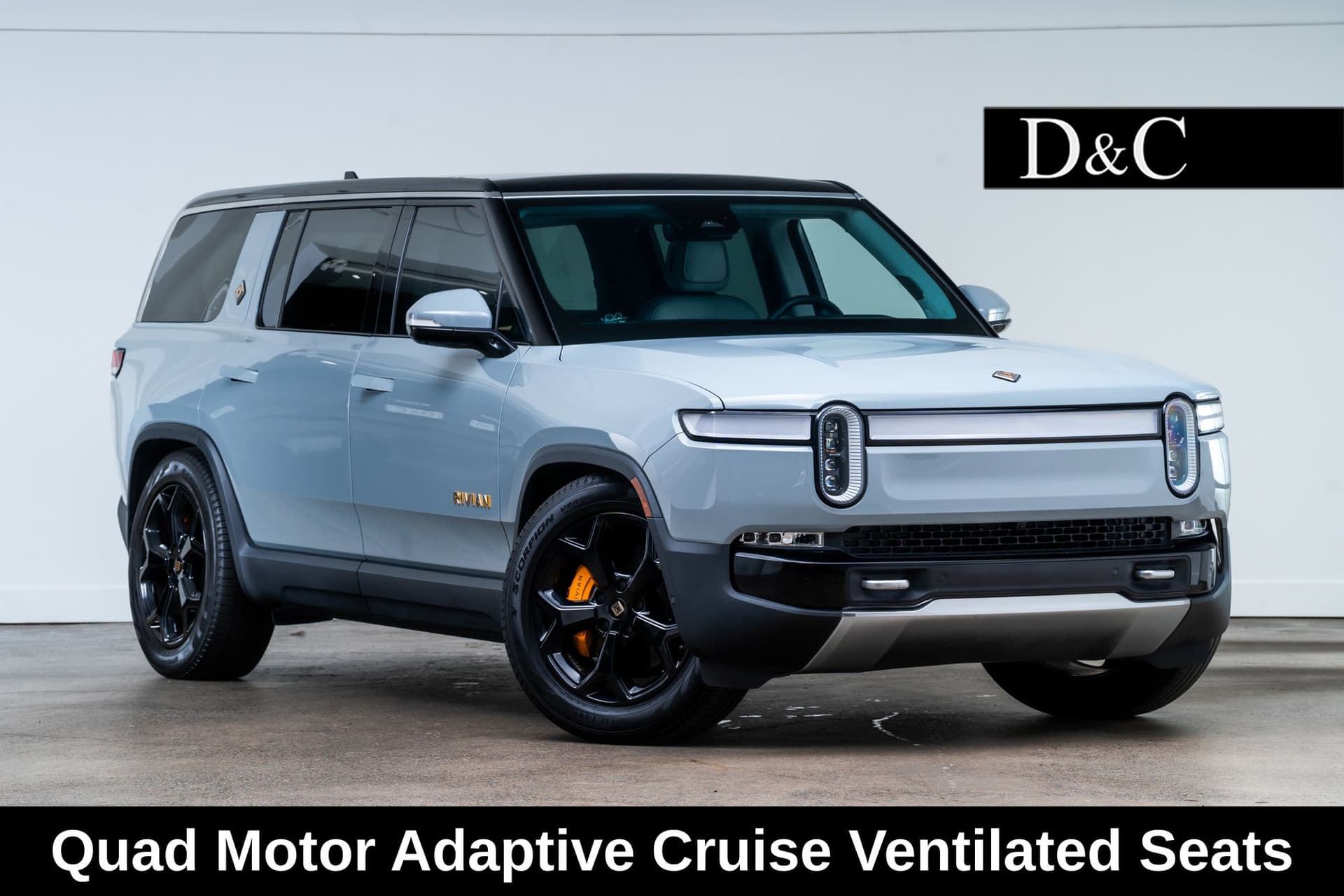 2023 Rivian R1S Base — photo 1 of 28