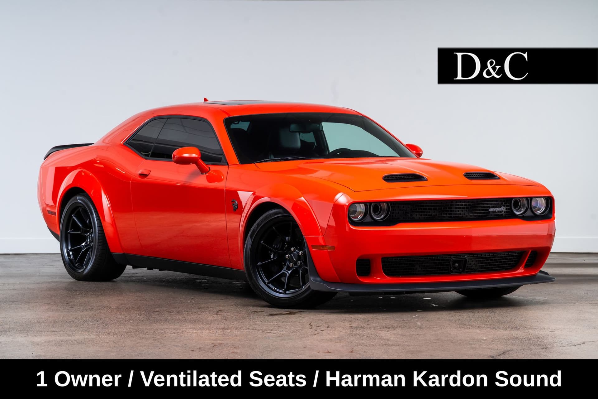 2023 Dodge Challenger SRT Hellcat — photo 1 of 30