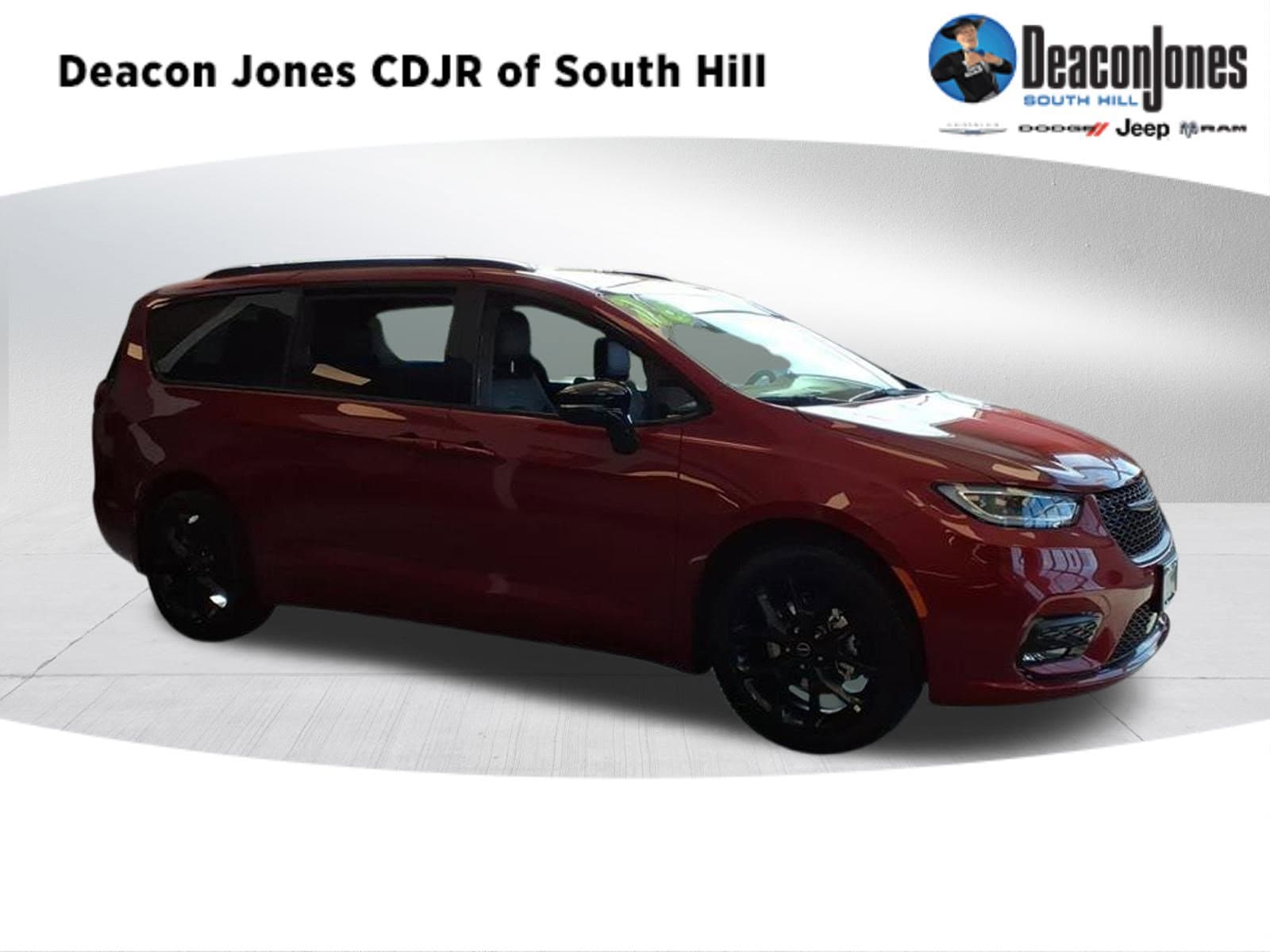 2026 Chrysler Pacifica Select — photo 1 of 38