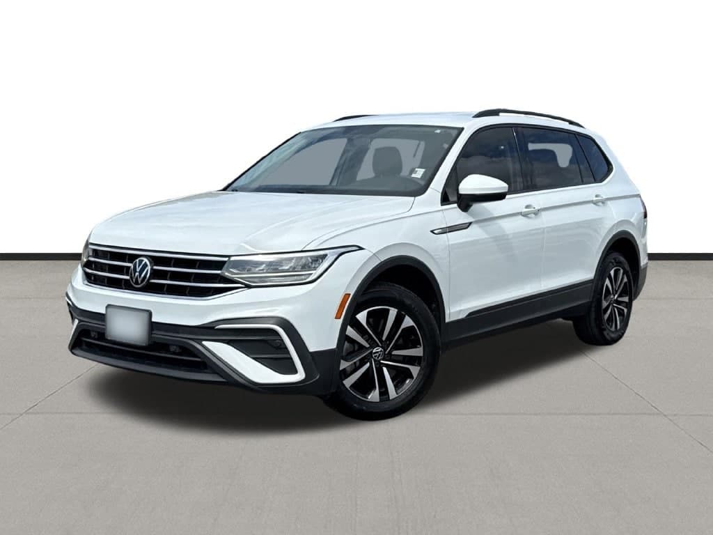 2022 Volkswagen Tiguan Base — photo 1 of 28