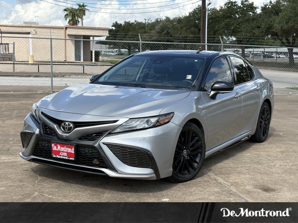 2021 Toyota Camry XSE V6 — photo 1 of 28