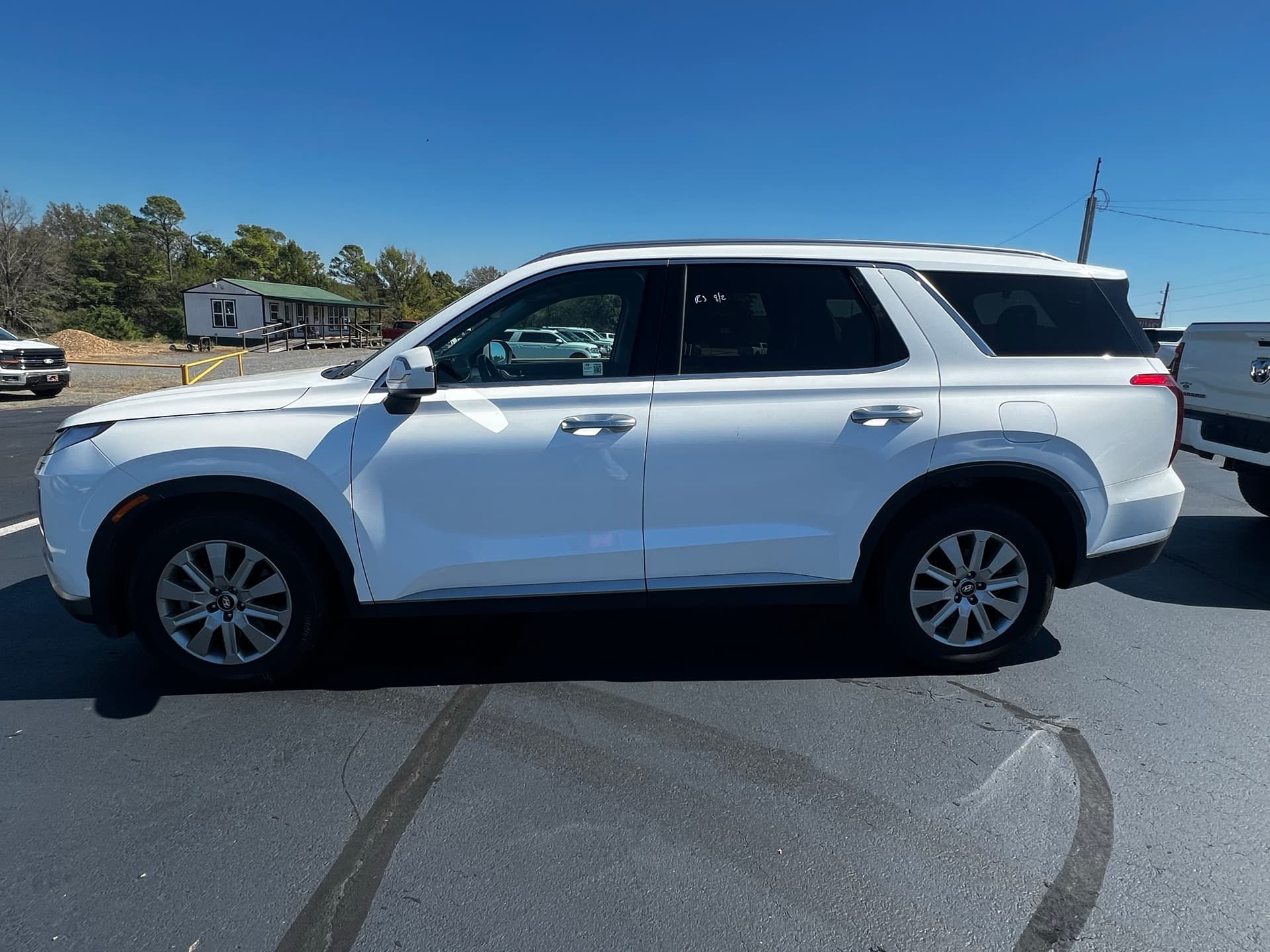 2025 Hyundai Palisade SEL — photo 1 of 35