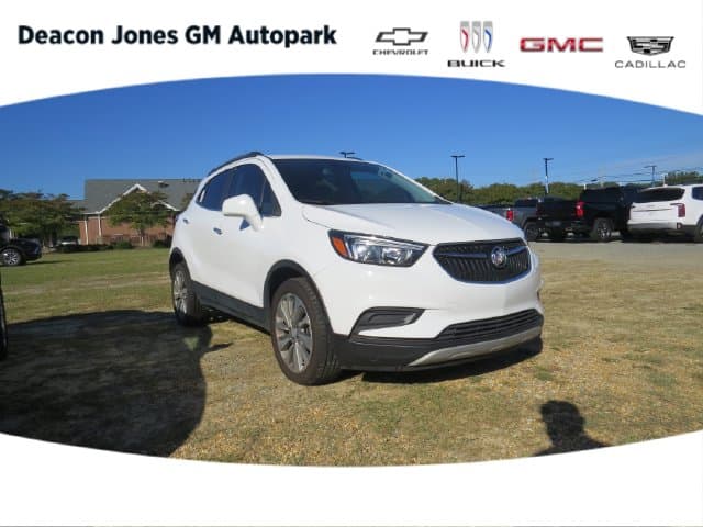 2020 Buick Encore Preferred — photo 1 of 18