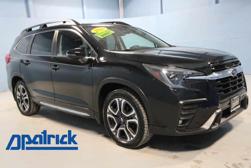 2023 Subaru Ascent Limited — photo 1 of 40