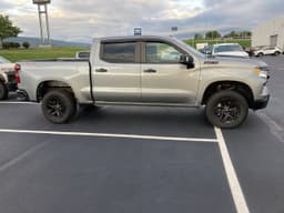 Extra Photo