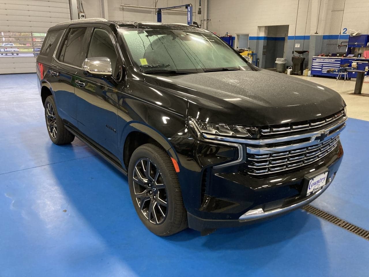 2023 Chevrolet Tahoe Premier — photo 1 of 14