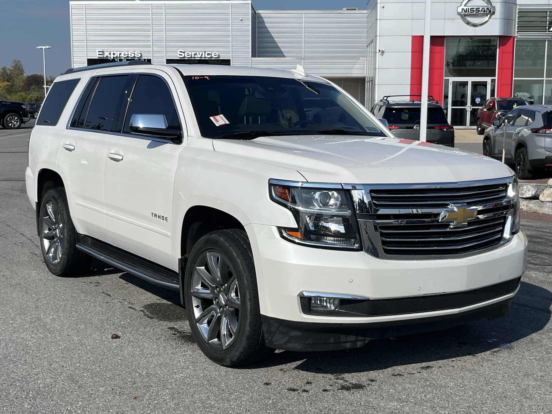2020 Chevrolet Tahoe Premier — photo 1 of 43