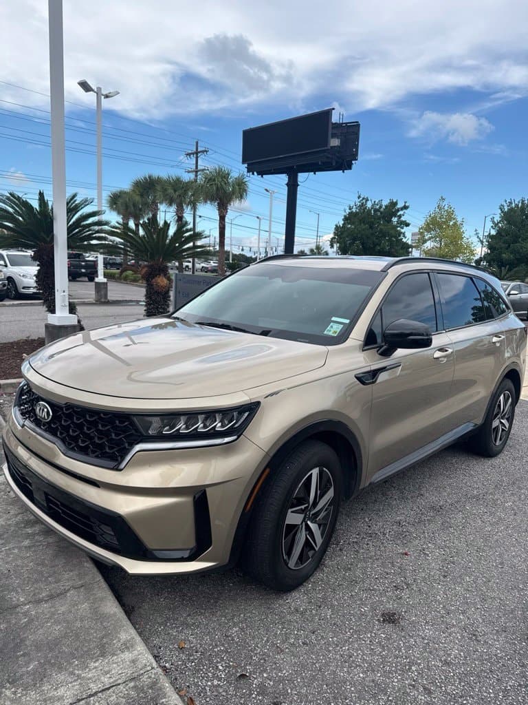 2021 Kia Sorento EX — photo 1 of 5