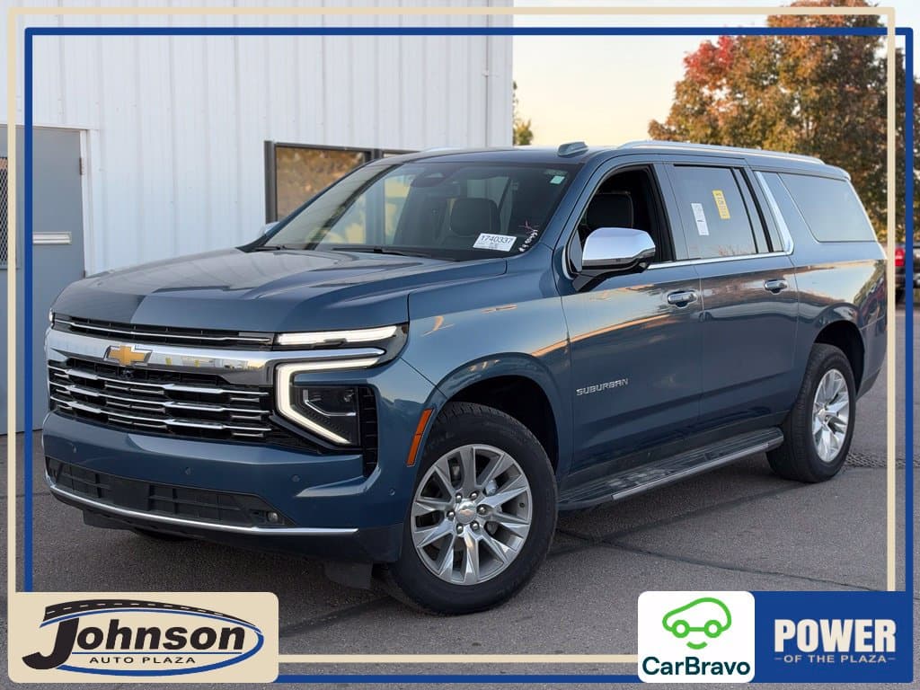 2025 Chevrolet Suburban Premier — photo 1 of 4