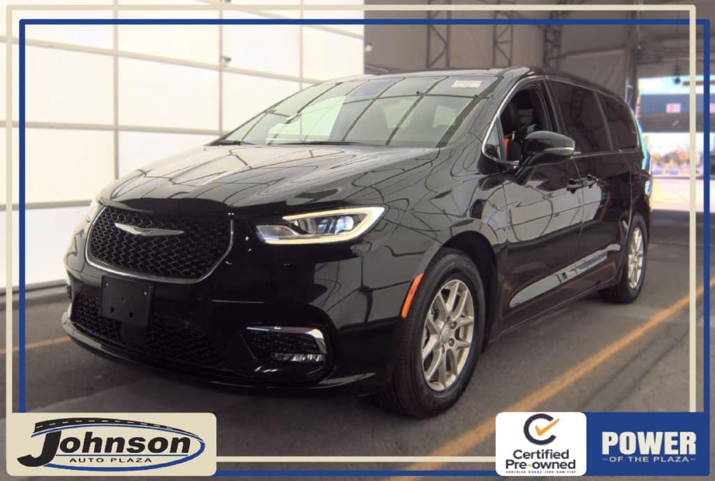 2026 Chrysler Pacifica Select — photo 1 of 7