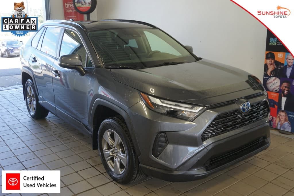 2023 Toyota RAV4 Base — photo 1 of 34