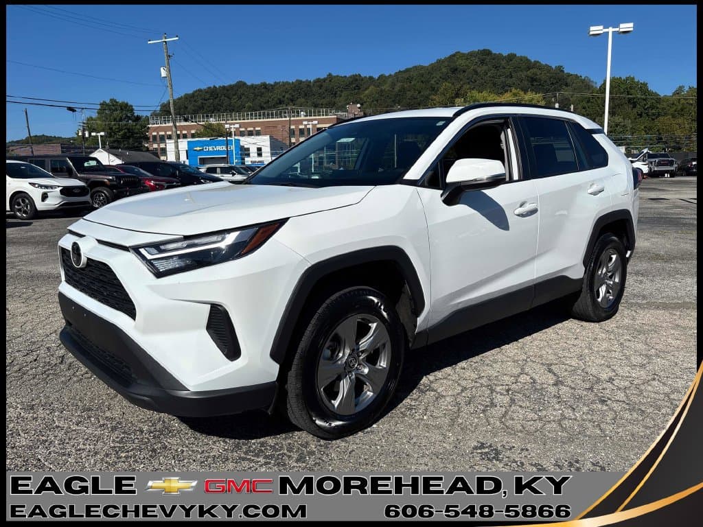 2025 Toyota RAV4 XLE — photo 1 of 30