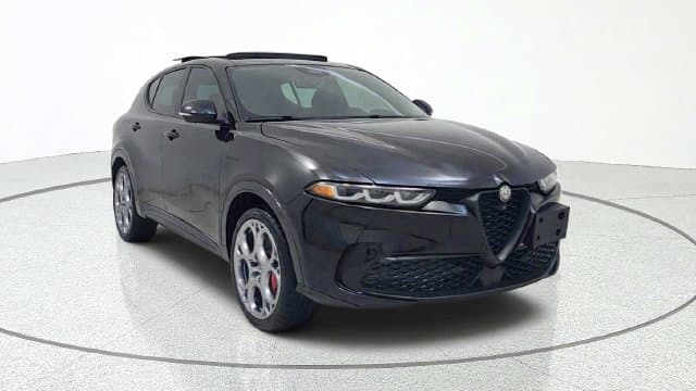 2024 Alfa Romeo Tonale Base — photo 1 of 78