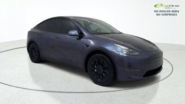 2023 Tesla Model Y Base — photo 1 of 76